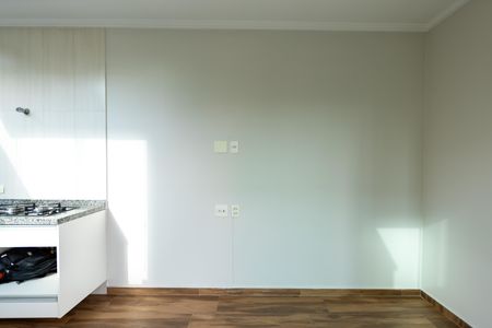 Sala_Cozinha de casa para alugar com 1 quarto, 11m² em Vila Boa Vista, Barueri
