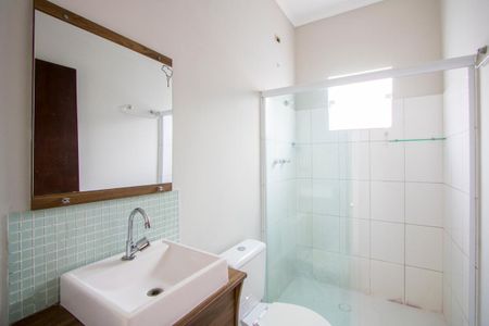 Casa à venda com 220m², 3 quartos e 4 vagasBanheiro do quarto 1