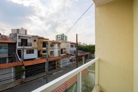 Casa à venda com 220m², 3 quartos e 4 vagasVaranda do quarto 1