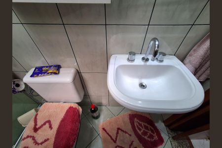 Casa à venda com 250m², 3 quartos e 2 vagasBanheiro Suíte 
