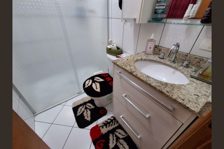 Casa à venda com 250m², 3 quartos e 2 vagasBanheiro Social 