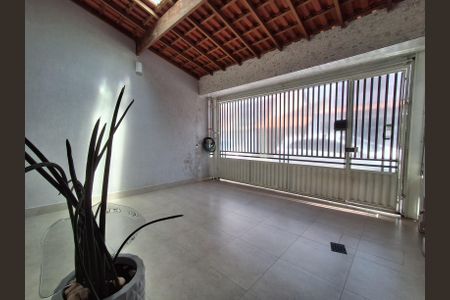 Casa à venda com 250m², 3 quartos e 2 vagasGaragem 