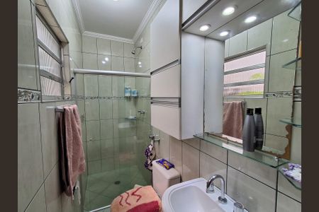 Casa à venda com 250m², 3 quartos e 2 vagasBanheiro Suíte 