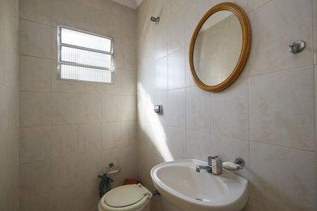 Casa à venda com 492m², 2 quartos e 2 vagasBanheiro 2 casa 2
