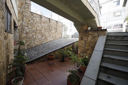 Casa à venda com 492m², 2 quartos e 2 vagasQuinta / Garagem
