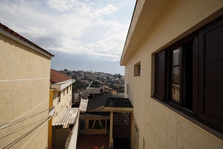 Casa à venda com 492m², 2 quartos e 2 vagasVista 