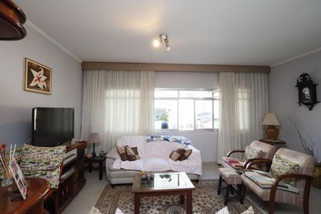 Casa à venda com 492m², 2 quartos e 2 vagasSala 