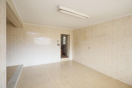 Casa à venda com 492m², 2 quartos e 2 vagasCozinha