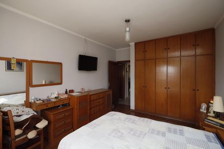 Casa à venda com 492m², 2 quartos e 2 vagasQuarto 2 casa 1