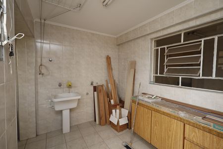 Casa à venda com 492m², 2 quartos e 2 vagasÁrea de Serviço