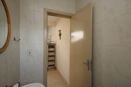 Casa à venda com 492m², 2 quartos e 2 vagasBanheiro 2 casa 2