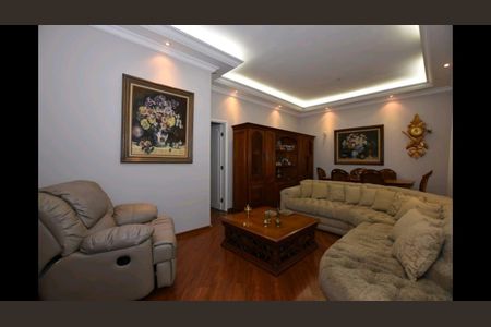 Casa à venda com 3 quartos, 300m² em Belenzinho, São Paulo