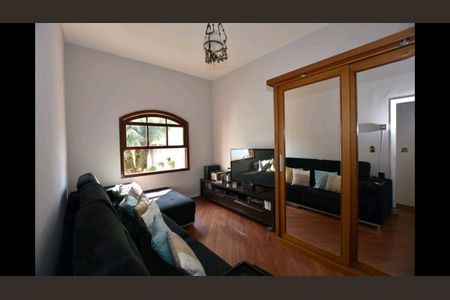 Casa à venda com 300m², 3 quartos e 6 vagas