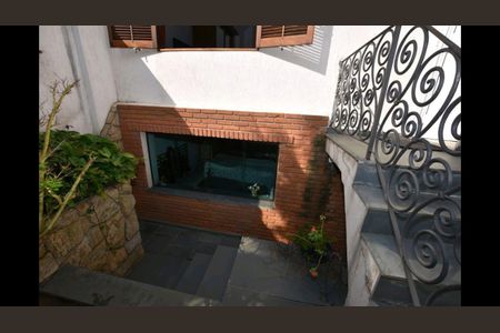 Casa à venda com 300m², 3 quartos e 6 vagas