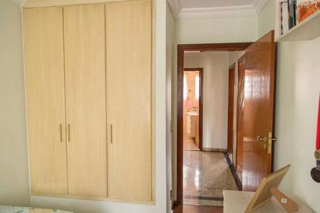 Casa à venda com 3 quartos, 157m² em Vila Invernada, São Paulo