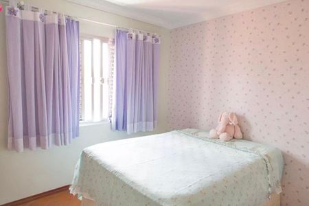 Casa à venda com 3 quartos, 157m² em Vila Invernada, São Paulo