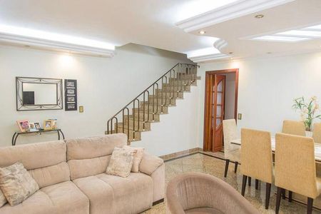 Casa à venda com 3 quartos, 157m² em Vila Invernada, São Paulo