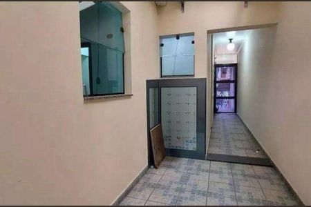 Casa à venda com 283m², 3 quartos e 4 vagas