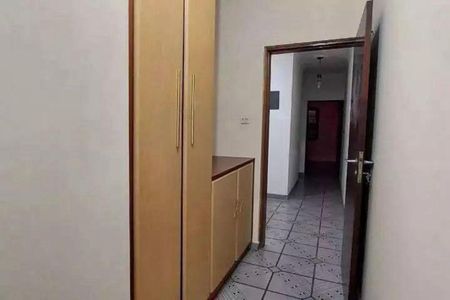 Casa à venda com 283m², 3 quartos e 4 vagas