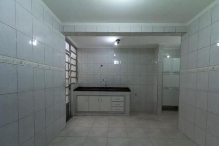 Casa para alugar com 141m², 3 quartos e 3 vagasCozinha