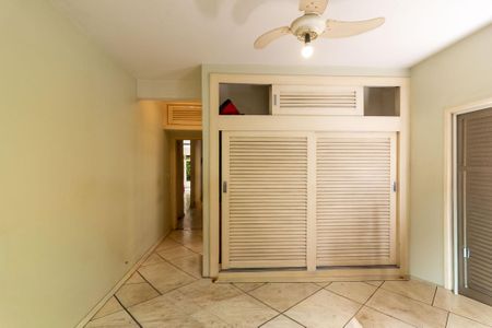 Casa para alugar com 200m², 3 quartos e 2 vagasQuarto 1 - Suíte