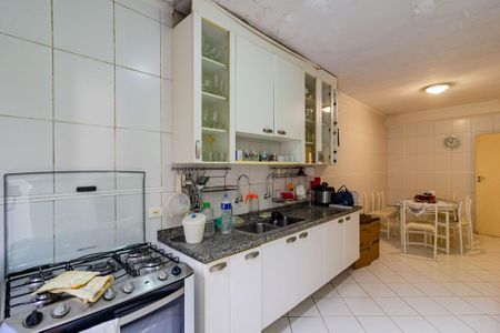 Casa para alugar com 200m², 3 quartos e 2 vagasCozinha