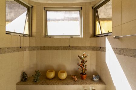 Casa para alugar com 200m², 3 quartos e 2 vagasBanheiro Suíte