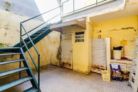 Casa para alugar com 200m², 3 quartos e 2 vagasQuintal
