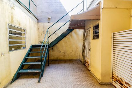 Casa para alugar com 200m², 3 quartos e 2 vagasQuintal