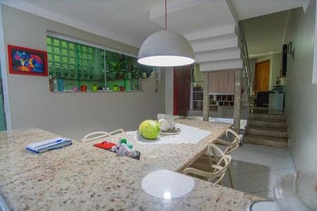 Casa à venda com 3 quartos, 223m² em Jardim Bela Vista, Santo André