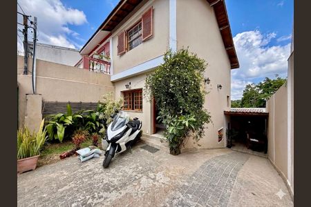 Casa à venda com 150m², 2 quartos e 2 vagasGaragem