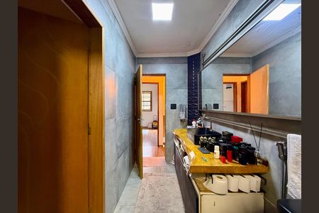 Casa à venda com 150m², 2 quartos e 2 vagasBanheiro 