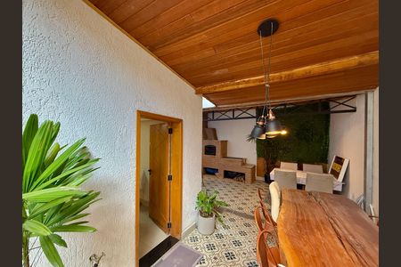 Casa à venda com 150m², 2 quartos e 2 vagasEspaço Gourmet 