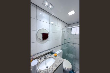 Apartamento à venda com 86m², 2 quartos e 2 vagasBanheiro da Suíte