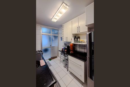 Apartamento à venda com 86m², 2 quartos e 2 vagasCozinha