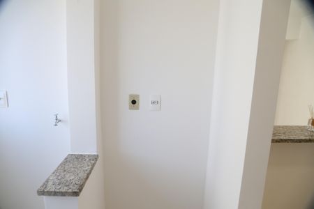 Apartamento à venda com 60m², 3 quartos e 1 vagaÁrea de Serviço