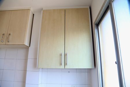 Apartamento à venda com 60m², 3 quartos e 1 vagaÁrea de Serviço