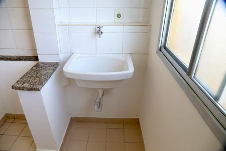 Apartamento à venda com 60m², 3 quartos e 1 vagaÁrea de Serviço