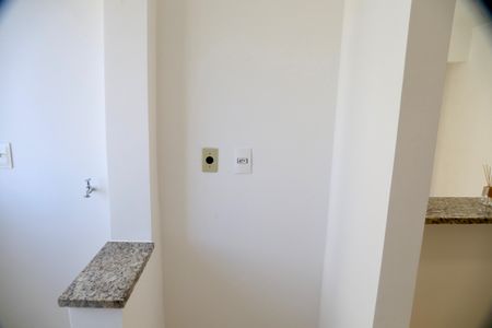 Apartamento à venda com 60m², 3 quartos e 1 vagaÁrea de Serviço