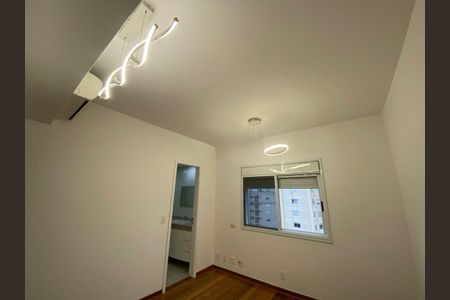 Apartamento para alugar com 2 quartos, 211m² em Vila Andrade, São Paulo