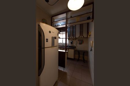 Apartamento à venda com 97m², 3 quartos e 2 vagas Apartamento à venda com 97m², 3 quartos e 2 vagasCOZINHA