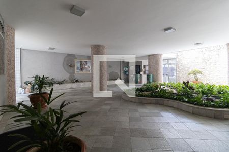 Apartamento à venda com 83m², 2 quartos e sem vagaÁrea comum