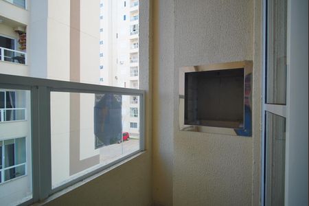 Varanda de apartamento para alugar com 2 quartos, 40m² em Costa E Silva, Porto Alegre