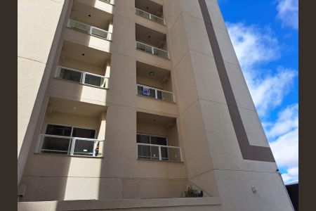 Apartamento para alugar com 40m², 2 quartos e 1 vaga Apartamento para alugar com 40m², 2 quartos e 1 vagaAdesivo na Varanda