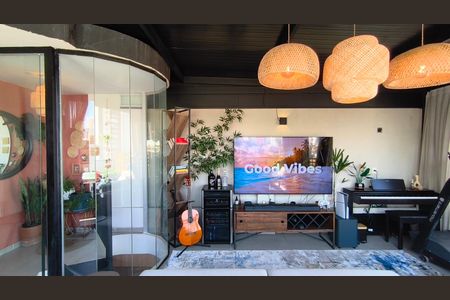 Apartamento à venda com 100m², 2 quartos e 2 vagasSala