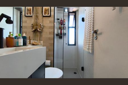 Apartamento à venda com 100m², 2 quartos e 2 vagasBanheiro da Suíte