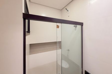 Apartamento para alugar com 40m², 2 quartos e sem vaga Apartamento para alugar com 40m², 2 quartos e sem vagaBanheiro