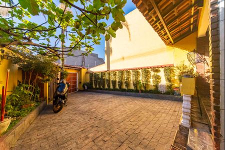 Casa para alugar com 149m², 2 quartos e 5 vagasGaragem e Quintal