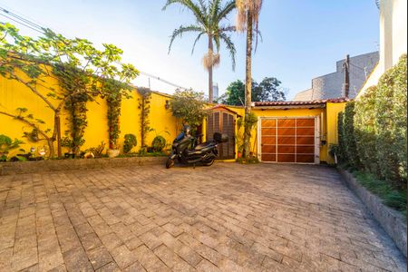 Casa para alugar com 149m², 2 quartos e 5 vagasGaragem e Quintal