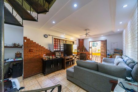 Sala de casa para alugar com 2 quartos, 149m² em Parque Marajoara, Santo André